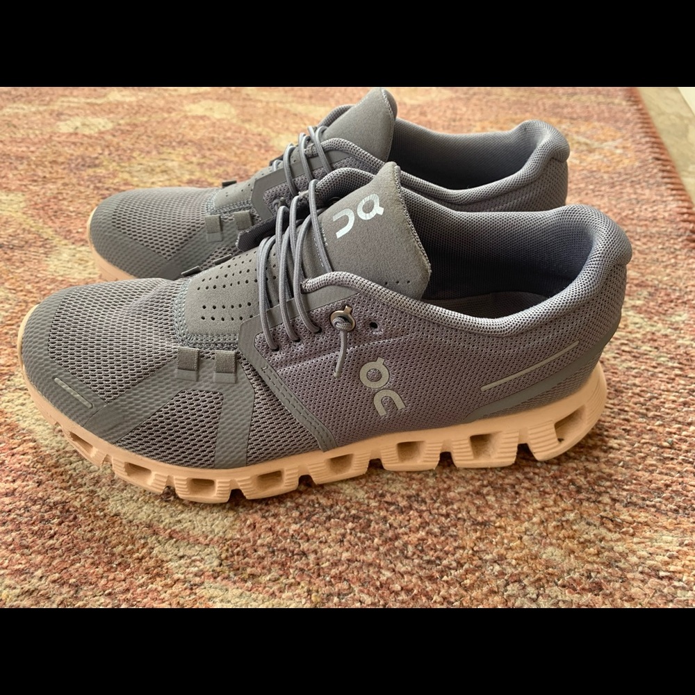 Women’s On Cloud Sneaker 6.5